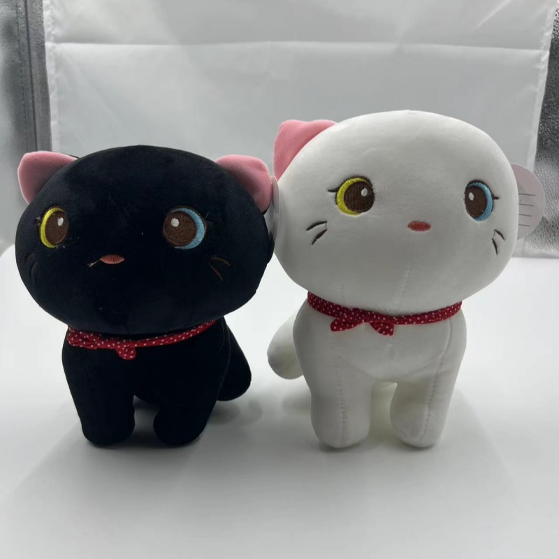 Juguete del gatito de la muñeca de la felpa del gato de la historieta